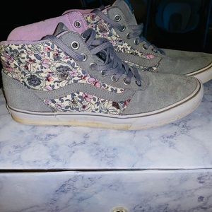 Women’s high top vans